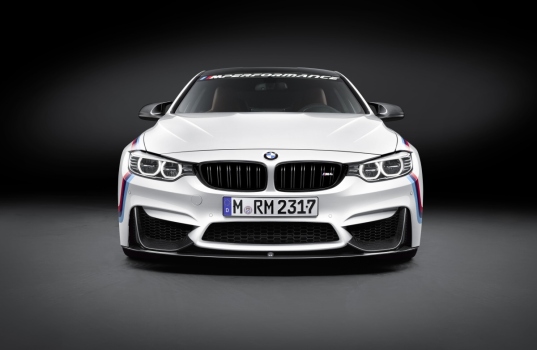 P90203623_highRes_bmw-m4-coup-with-bmw