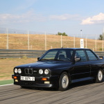 BMW-M3-E30-photos-4