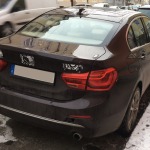 2017-BMW-1er-Limousine-F52-Muenchen-02