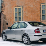 Subaru Legacy R exterior (14)