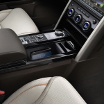 land-rover-discovery-5-interior-6
