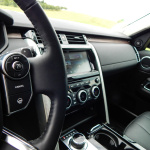 land-rover-discovery-5-interior-7