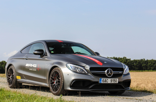 mercedes-amg-c63s-coupe-exterior-3