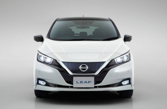 nissan-leaf-2018-_12
