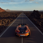 p90285407_highres_the-new-bmw-i8-roads