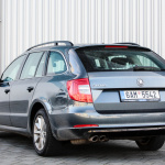 skoda-superb-kombi-exterior-2