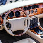 jaguar-xkr-convertible-interior-2