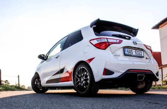 toyota-yaris-grmn-7