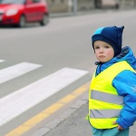 doprava_deti_do_skolky_auto_kelly_reflexni-vesta