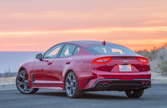 02-2018-kia-stinger-long-term-exterior-kbb