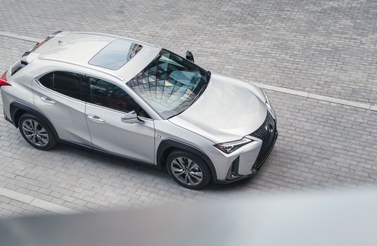 lexus_ux_204_5ba09d3090258