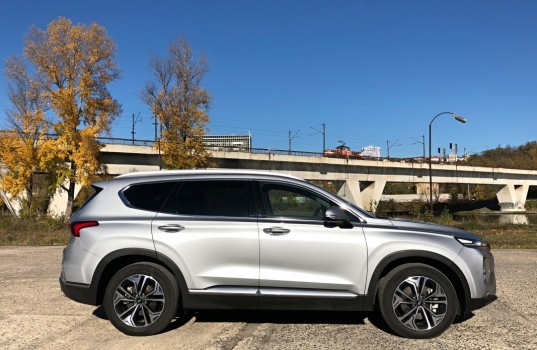 hyundai-santa-fe-2018-exterior-3