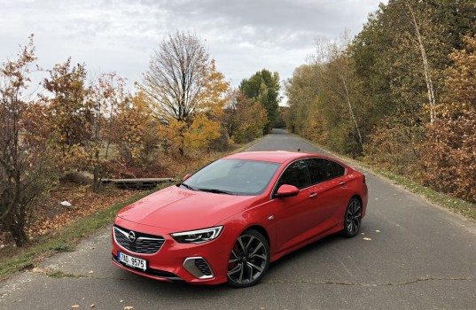 opel-insignia-gsi-exterior-1