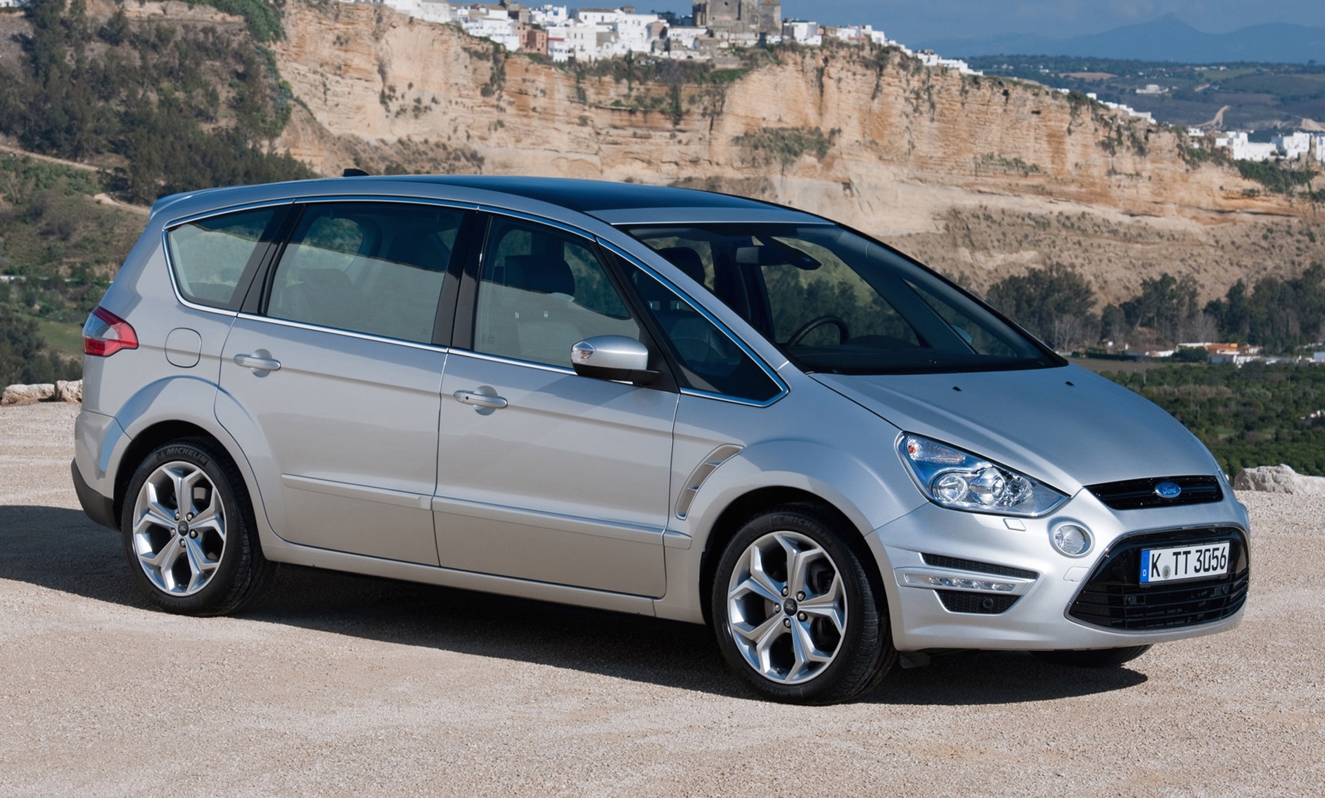 ford-s-max-20101