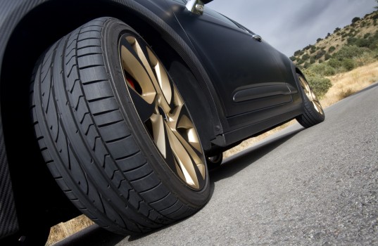 wheel of a black sport car