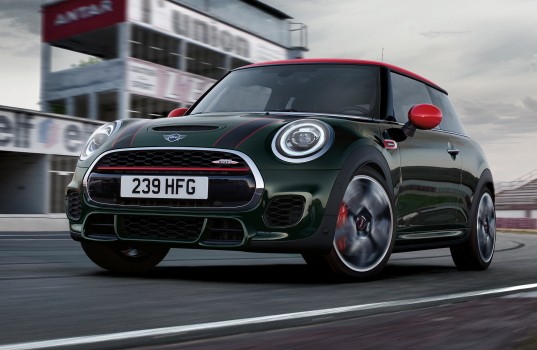 mini_jcw_stage_wide_a0243788-jpg-asset-1515521836608