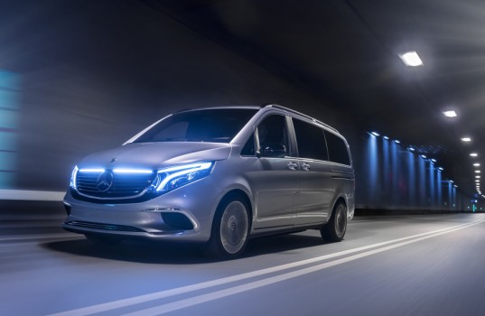 Weltpremiere Concept EQV: Concept EQV: Mercedes-Benz zeigt Ausblick auf die elektrische Zukunft der Premium-GroßraumlimousineWorld premiere of the Concept EQV: Concept EQV: Mercedes-Benz is providing an insight into the electric future of the premium MP