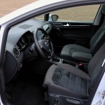 volkswagen-golf-sportsvan-interior-3