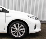 toyota-auris-hybrid-exterior-10dd