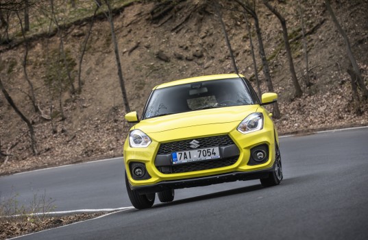 1_suzuki_swift_sport_46