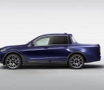 p90357107_highres_the-bmw-x7-pickup-07