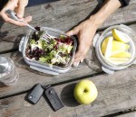what-kind-of-food-sits-well-with-driving_04_small
