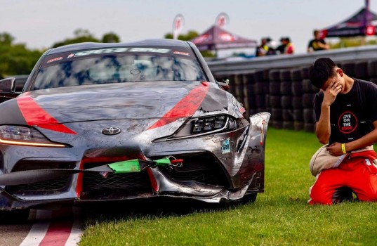 toyota-supra-track-crash