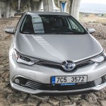 toyota-auris-hybrid-6