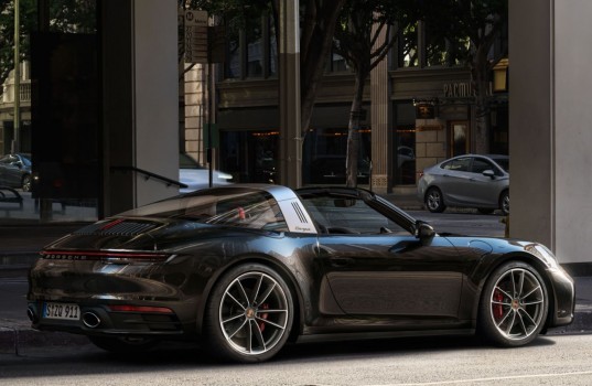2020-porsche_911_targa-992-19