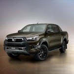 2020-toyota-hilux-invincible-facelift-2