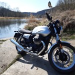 moto-guzzi-v7-iii-special-4