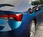 skoda-octavia-g-tec_fueling
