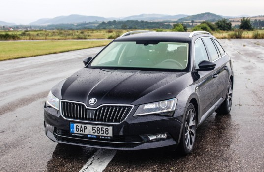 skoda-superb-iii-8
