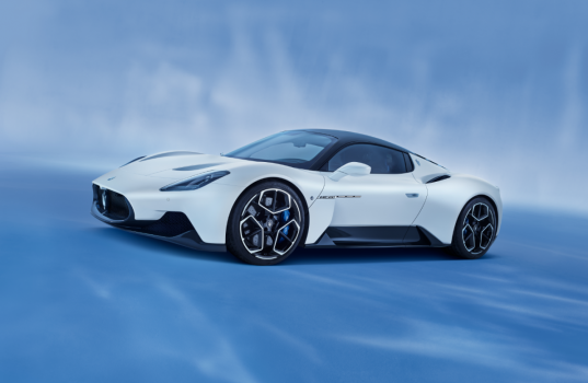 01_maserati_mc20
