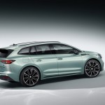 enyaq_green_34rear-logo-2048x1366