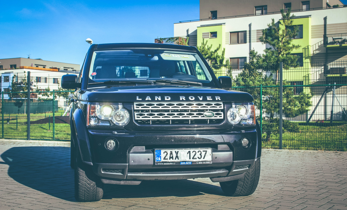 land-rover-discovery-4-13