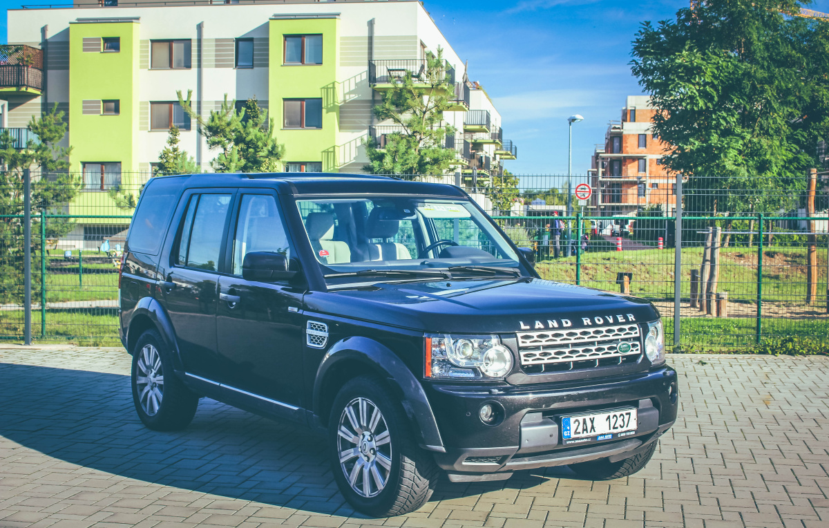 land-rover-discovery-4-14