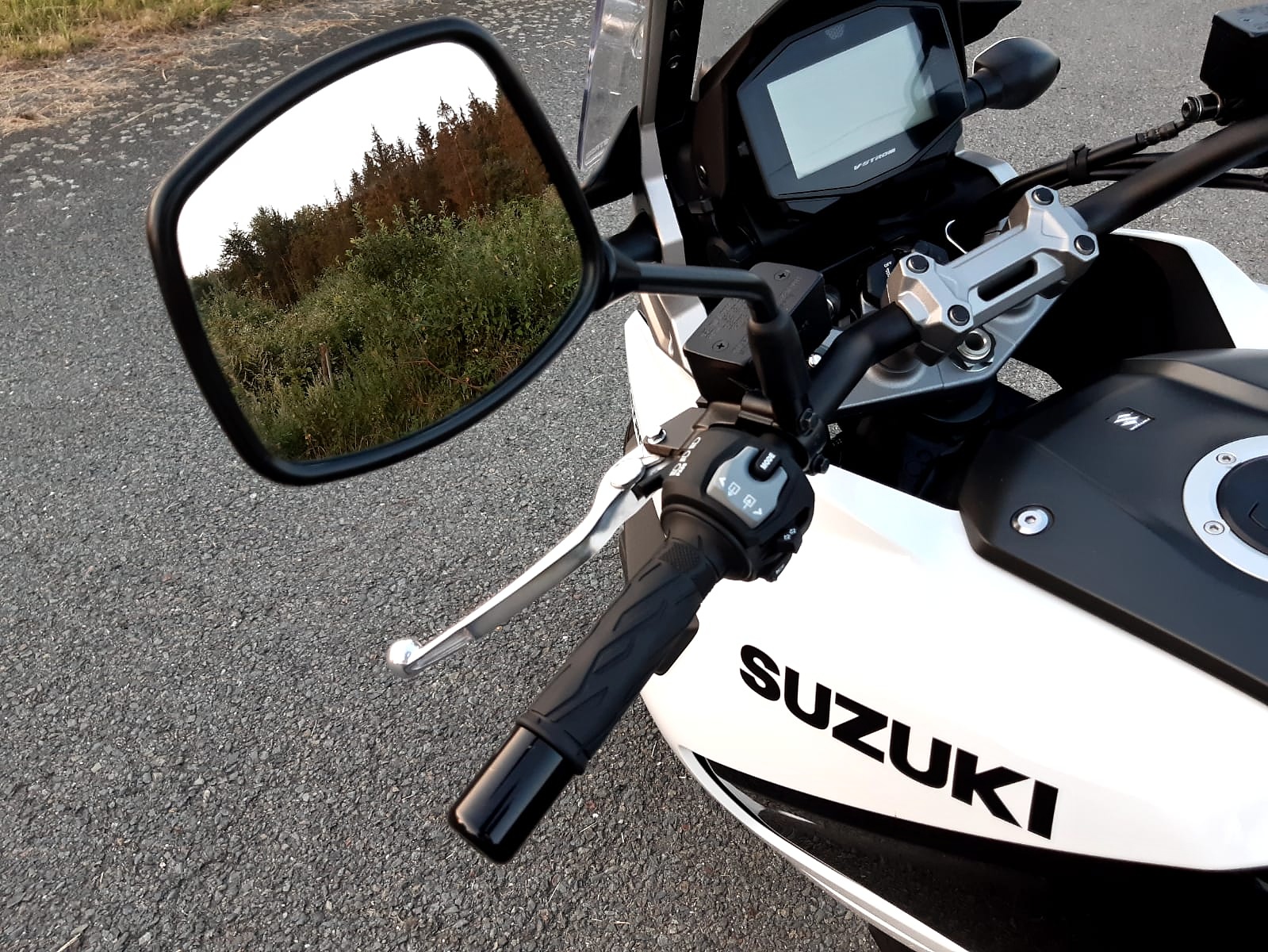 suzuki-v-strom-1050-6