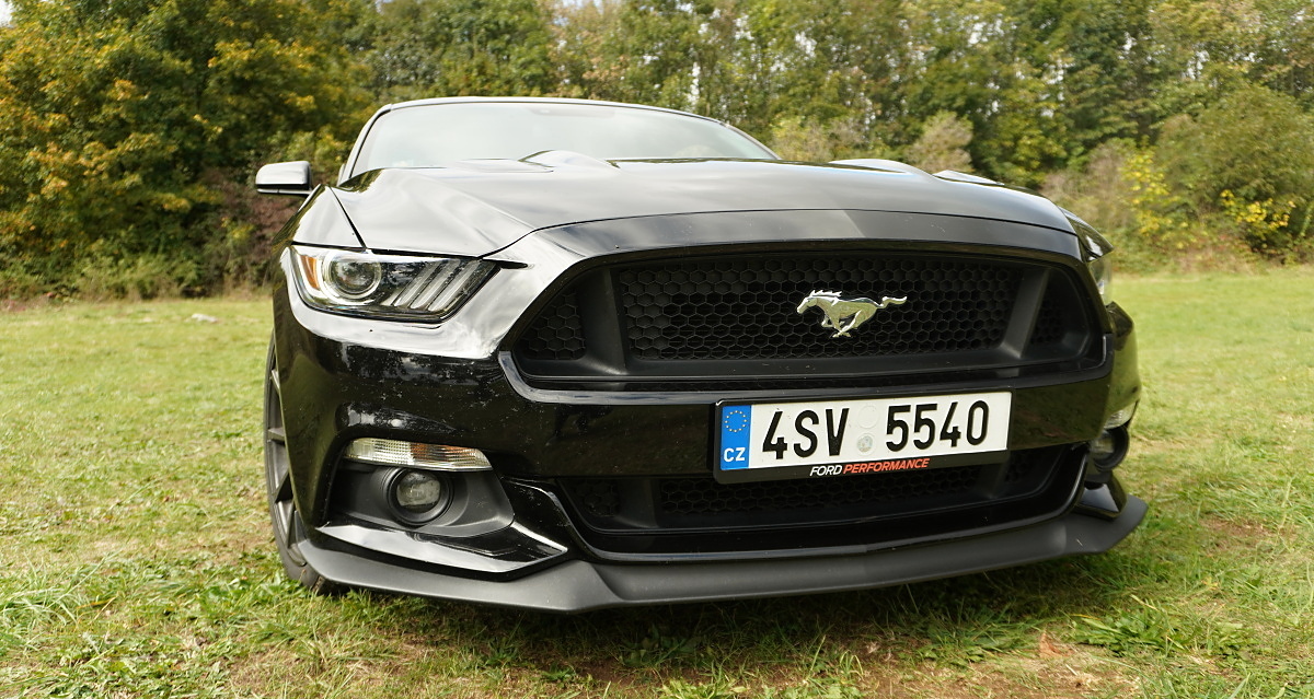 ford-mustang-gt-5