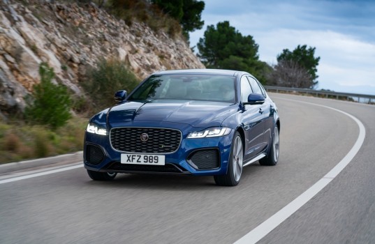 jag_xf_21my_location_dynamic_061020_003
