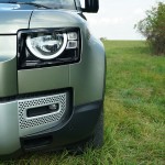 land-rover-defender-4