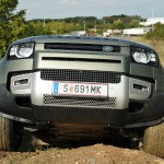 land-rover-defender-49