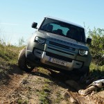 land-rover-defender-61