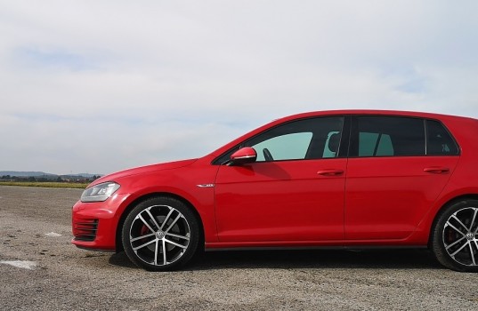 volkswagen-golf-vii-gtd-13