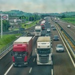České dálnice trápí nedostatek odpočívadel. Kamiony parkují na krajnici i u sjezdů