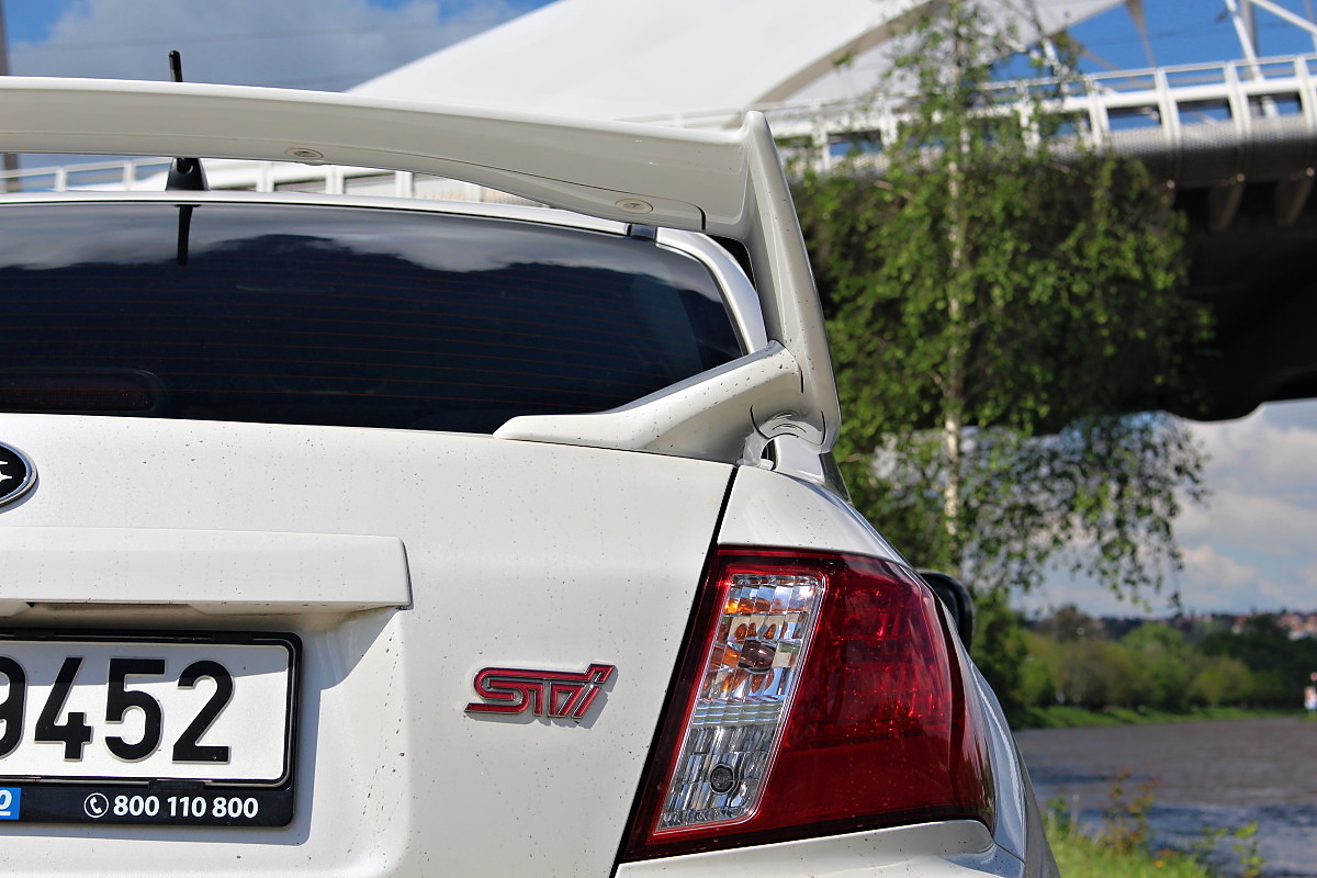 subaru-wrx-sti-2012-11