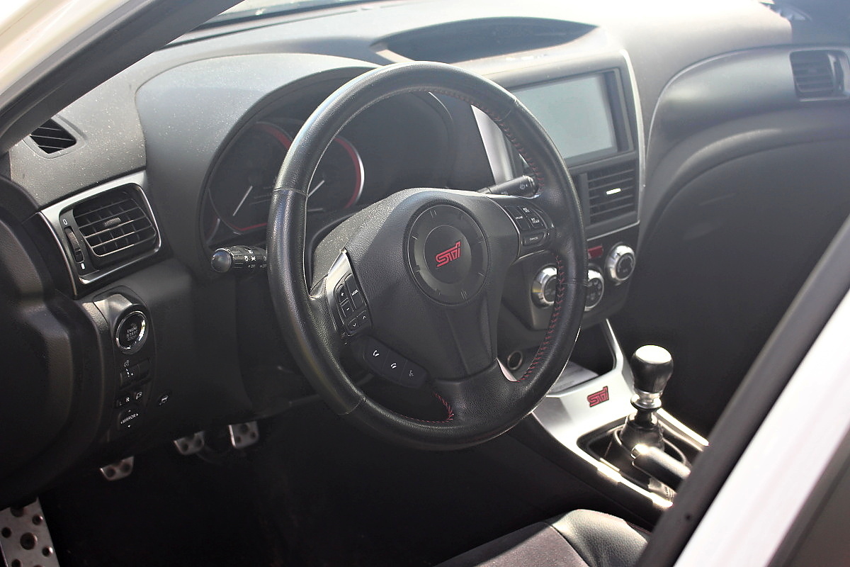 subaru-wrx-sti-2012-30