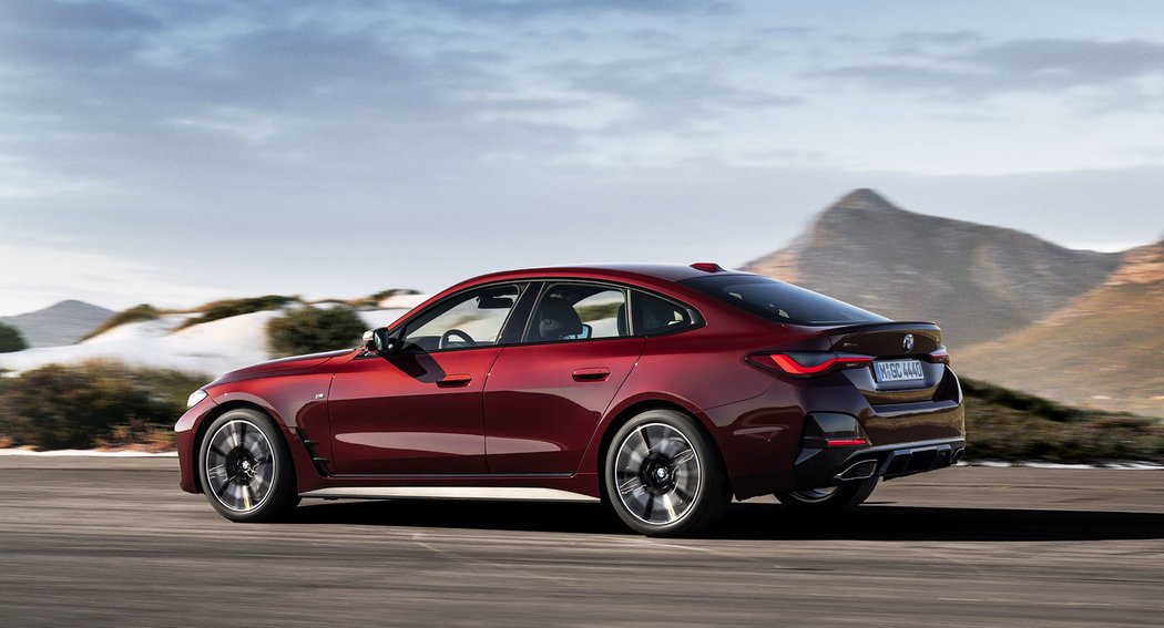 bmw-4-gran-coupe-2021-43