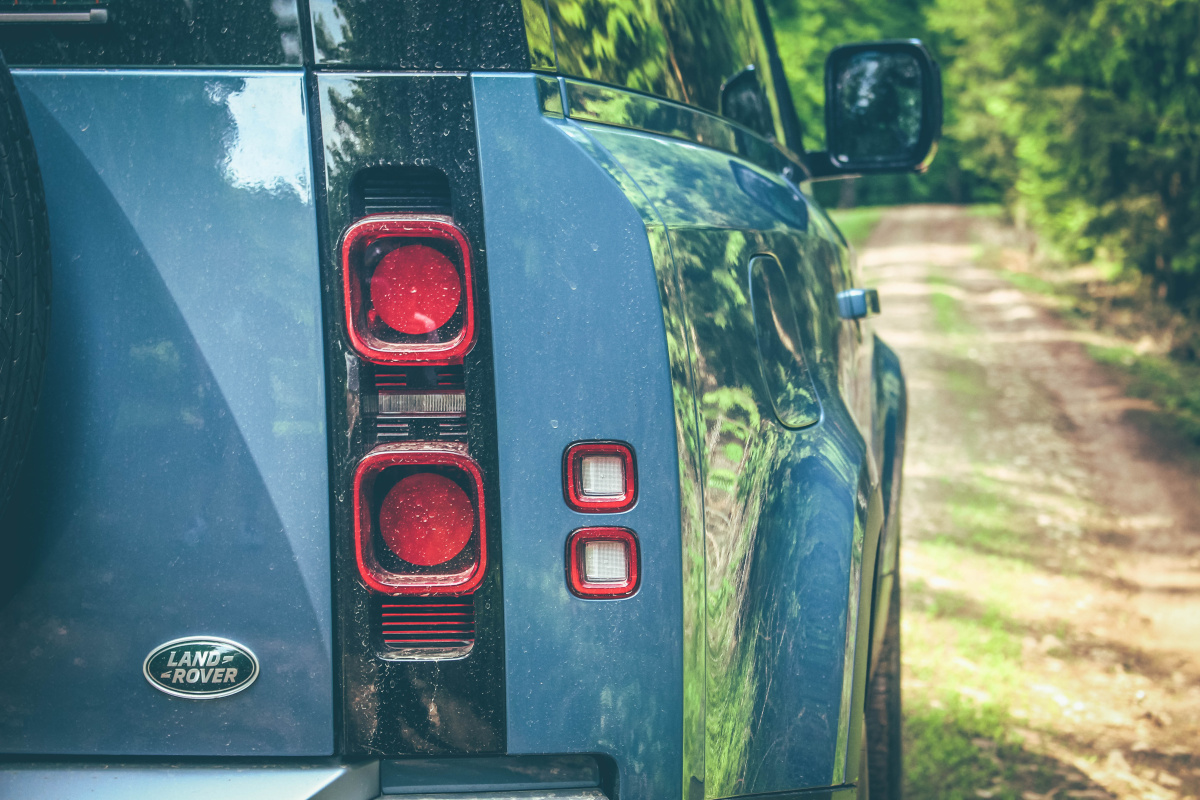 land-rover-defender-90-2021-7