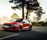 2021-audi_rs3_sportback-12